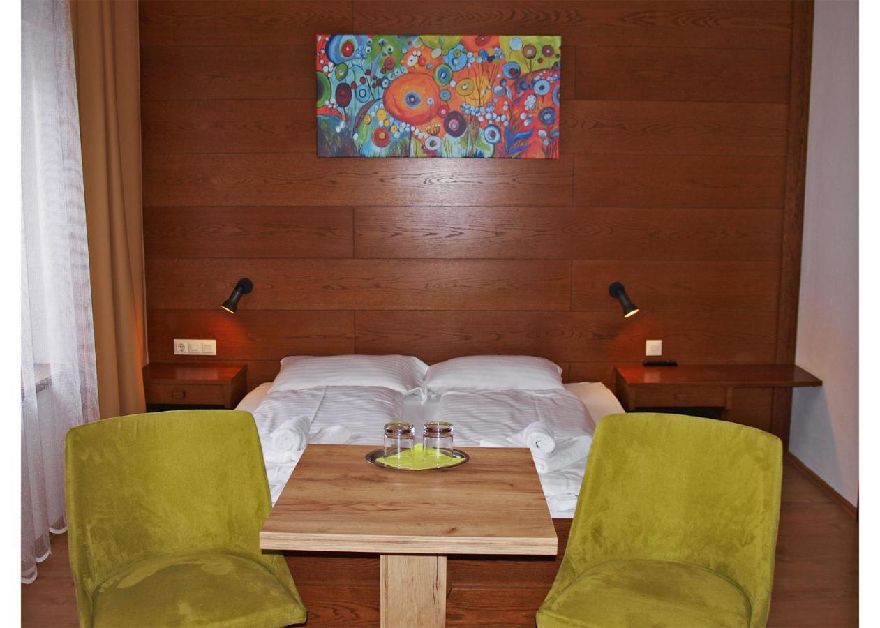Aineterhof Bed & Breakfast Екстериор снимка